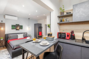Modern & warm studio near Arena
